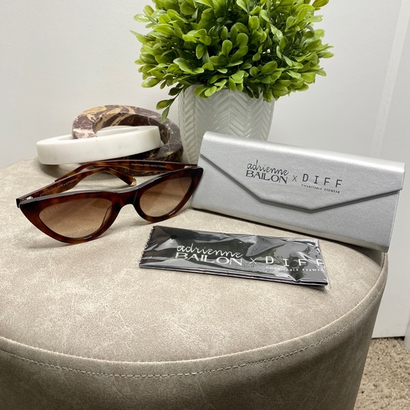 DIFF X Adrienne Bailon Chateau 53mm Cat Eye Sunglasses | New in Case - Picture 7 of 9